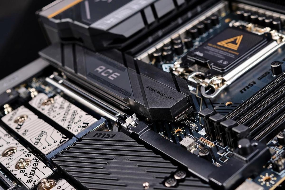 性能与奢华的双重盛宴,微星meg z890 ace 战神主板深度解析